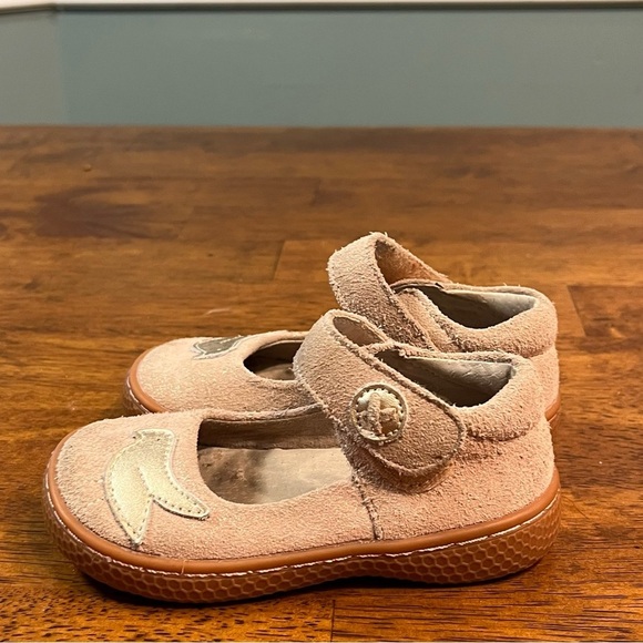 Livie & Luca pink champagne bird suede mary Jane’s size 5 - Picture 6 of 8